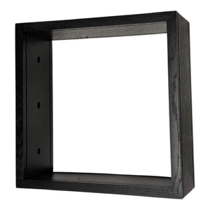 Interior rama patrata neagra 27x27cm cu adancime generoasa, perfecta pentru aranjamente florale tridimensionale.