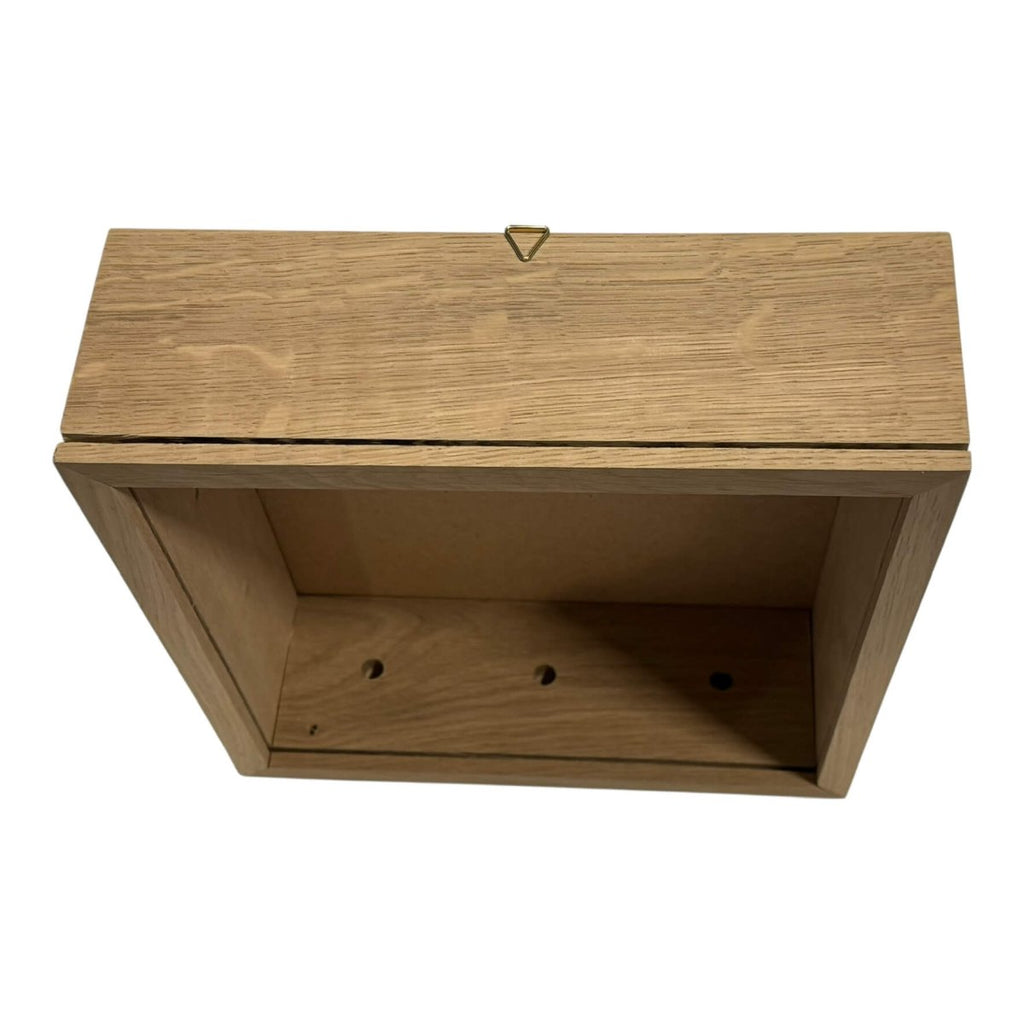 Rama patrata Nature 27x27cm cu sistem de prindere si interior adanc, ideala pentru tablouri florale 3D